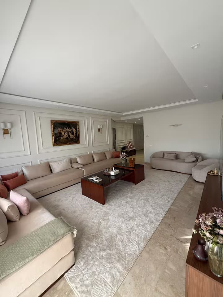 Appartement Melia, Confort & Élégance à Prestigia