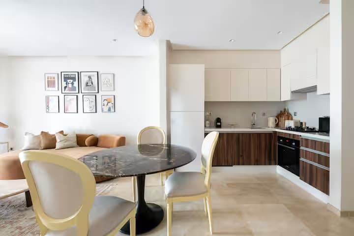 Appartement Johara, Élégant appartement à Eagle Hills Souissi